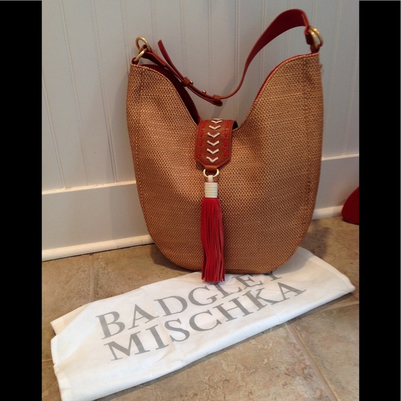 Badgley Mischka Handbags - 🎁😊NWT Badgley Mischka Bailey Straw Hobo